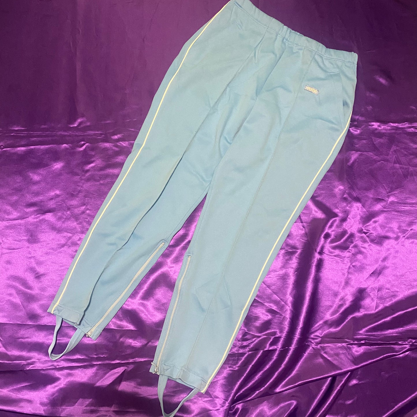 PUMAヒットユニオン社製　Small Box Logo Track Pants